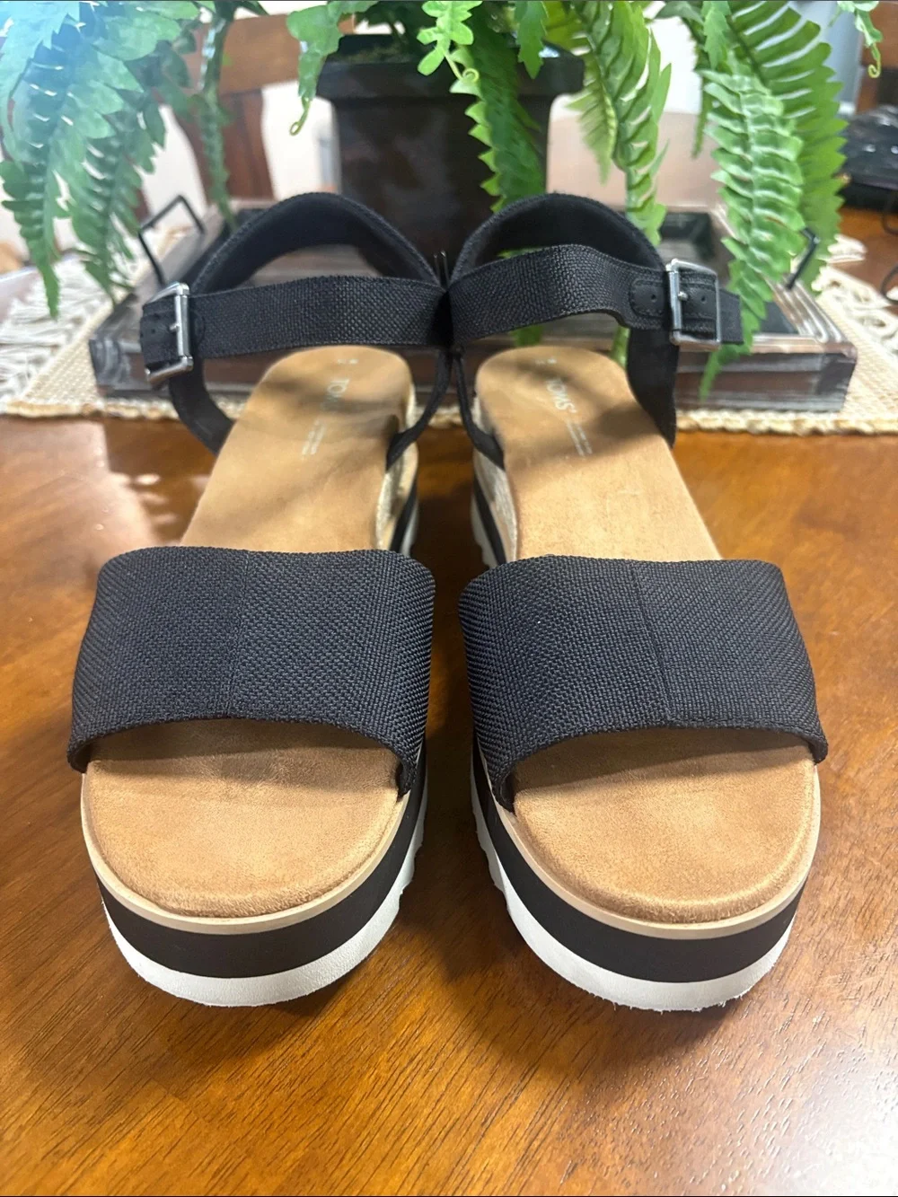Toms classic sandals